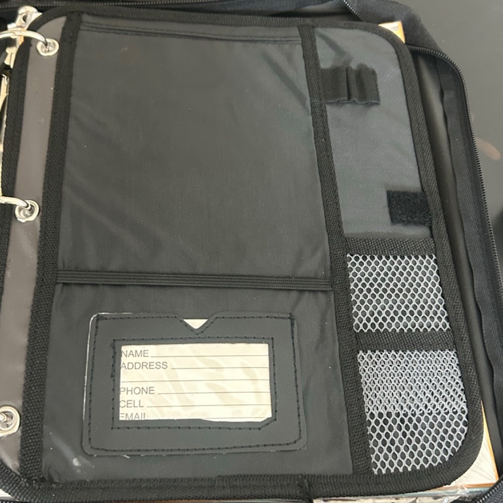 Case It Zipper Binder. NWOT - Picture 12 of 16